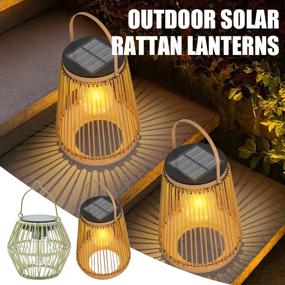 Outdoor Lighting Lamp - โคมไฟโซลาร์หวายกันน้ำ IP65 สำหรับแขวนหรือวางบนโต๊ะ ตกแต่งภายนอกบ้าน เหมาะสำหรับสวนหลังบ้าน ลานบ้าน